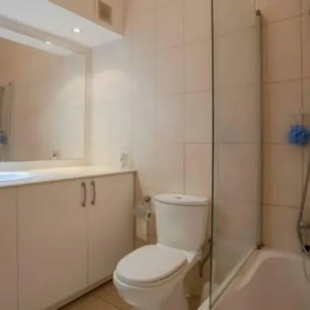 2 Bedroom