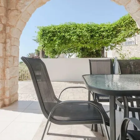 Apartment 2 Bedroom Peyia